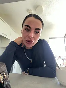 Darkfantisyx online show from April 2026 02:25:02 PM