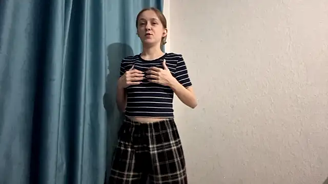 StaticBliss online show from February 2026 01:17:01 AM