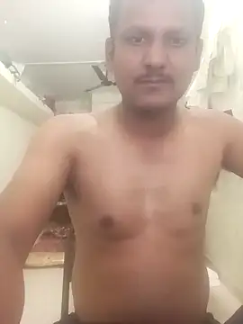 Snapshot of hunk_man chatting on February 2026 04:39:02 PM hunk man online show from February 2026 04:39:02 PM