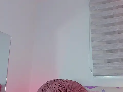 yourlollypetite online show from March 2026 02:04:02 AM