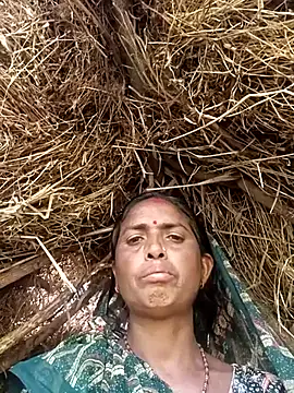 Snapshot of Hot_re83 chatting on March 2026 10:43:01 AM Hot re83 online show from March 2026 10:43:01 AM