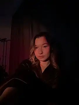 Snapshot of EmmaTurners chatting on February 2026 06:59:02 PM EmmaTurners online show from February 2026 06:59:02 PM