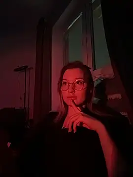 Snapshot of EmmaTurners chatting on February 2026 06:41:01 PM EmmaTurners online show from February 2026 06:41:01 PM