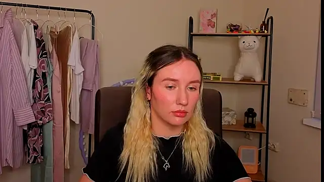 Snapshot of AshleyySchwartz chatting on February 2026 02:24:02 PM AshleyySchwartz online show from February 2026 02:24:02 PM