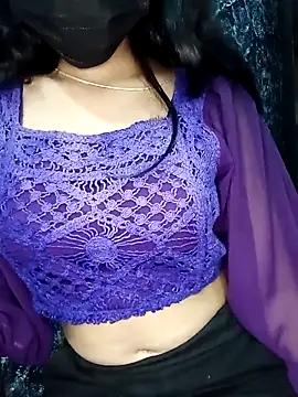 Snapshot of Cutie_babes01 chatting on February 2026 05:25:01 PM Cutie babes01 online show from February 2026 05:25:01 PM