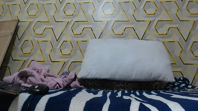 Tatty--Brown online show from April 2026 06:19:01 PM