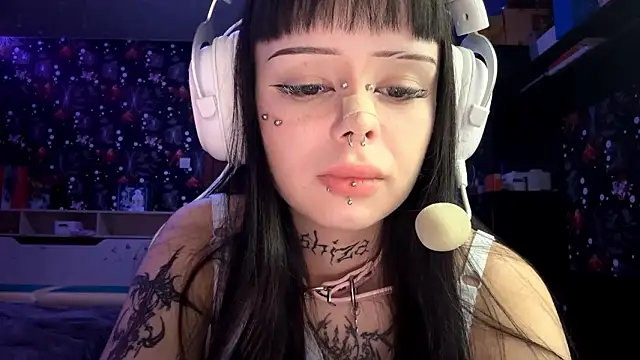 Snapshot of Luna_Sohotti chatting on February 2026 03:11:02 PM Luna Sohotti online show from February 2026 03:11:02 PM