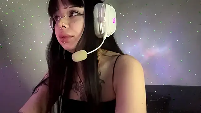 Luna Sohotti online show from March 2026 03:13:02 PM