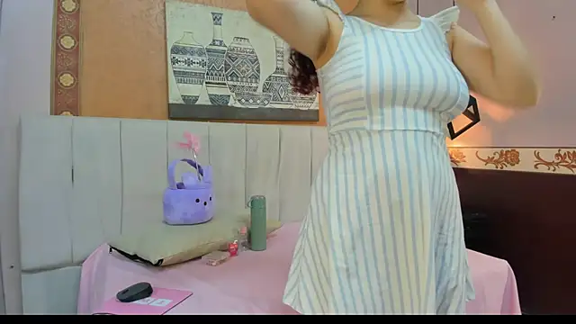 Snapshot of ChloeBernard chatting on March 2026 12:22:01 PM ChloeBernard online show from March 2026 12:22:01 PM