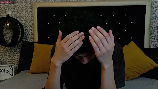 Snapshot of Dark_Sultan chatting on February 2026 08:09:01 PM Dark Sultan online show from February 2026 08:09:01 PM