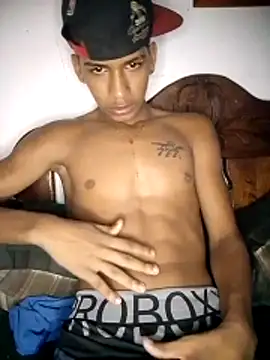 Snapshot of dan30_cm chatting on February 2026 04:46:02 AM dan30 cm online show from February 2026 04:46:02 AM