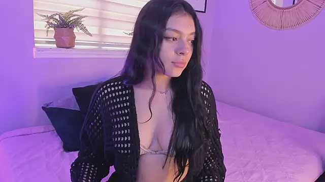 Lummii  online show from March 2026 07:21:02 PM