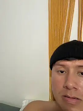 Snapshot of Damian1_ST chatting on February 2026 03:47:01 AM Damian1 ST online show from February 2026 03:47:01 AM