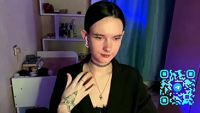 MabelDefina online show from April 2026 11:04:02 AM