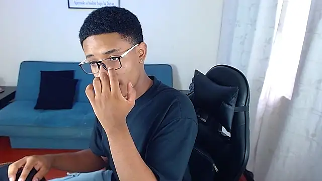 liiam3 online show from March 2026 08:47:02 PM