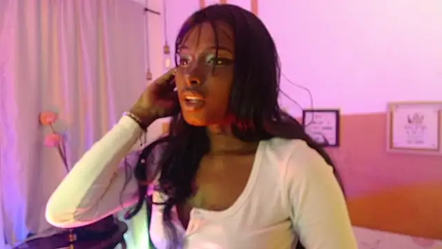 Snapshot of vickycat_x chatting on February 2026 10:44:01 PM vickycat x online show from February 2026 10:44:01 PM