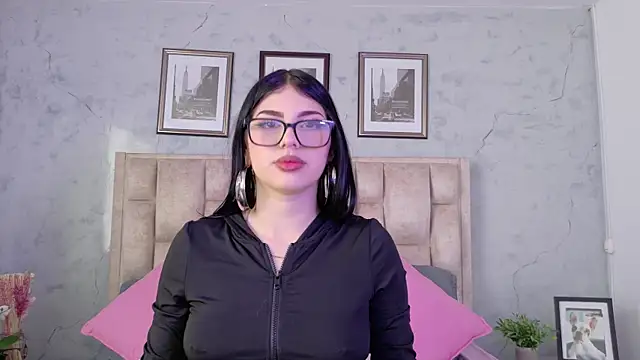 Snapshot of IsabellaRossi chatting on May 2026 06:36:02 PM IsabellaRossi online show from May 2026 06:36:02 PM