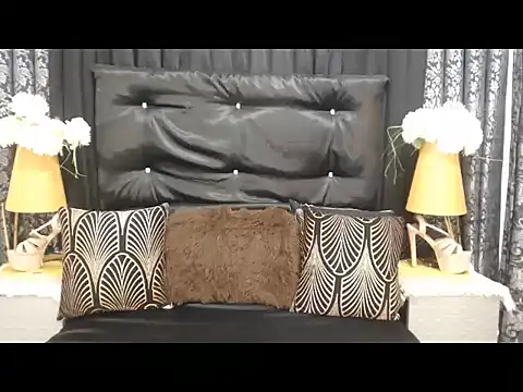 MarinaFoster online show from May 2026 06:33:02 AM