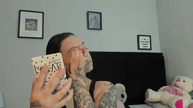 sabbrand0111 online show from April 2026 08:48:01 PM