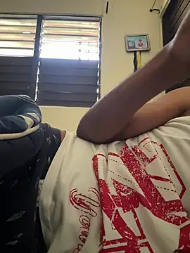 Snapshot of ElReyoficial chatting on March 2026 05:42:01 PM ElReyoficial online show from March 2026 05:42:01 PM