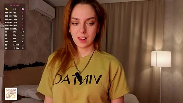 Snapshot of JoslynContrera chatting on February 2026 04:43:02 AM JoslynContrera online show from February 2026 04:43:02 AM