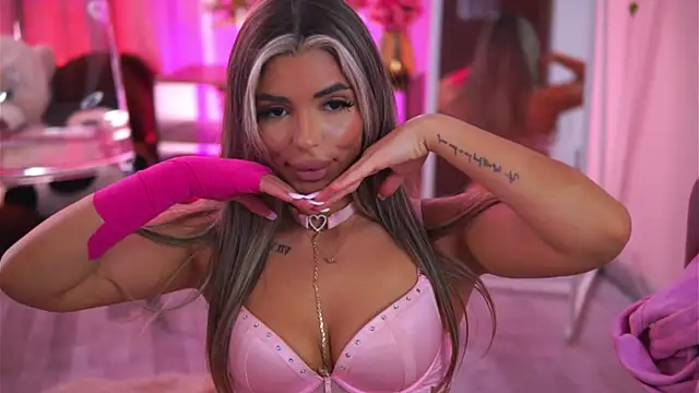 CrisstyBlair online show from April 2026 09:12:02 AM