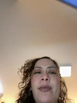 Snapshot of Elisabeth-rodriguez chatting on April 2026 07:33:01 PM Elisabeth-rodriguez online show from April 2026 07:33:01 PM