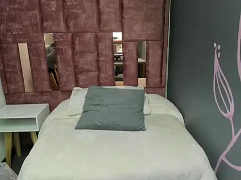 Snapshot of Ashleey__Sweet_ chatting on February 2026 12:06:02 PM Ashleey Sweet online show from February 2026 12:06:02 PM