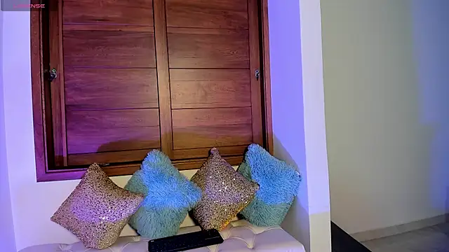 Snapshot of milkavelvett chatting on March 2026 03:51:01 PM milkavelvett online show from March 2026 03:51:01 PM