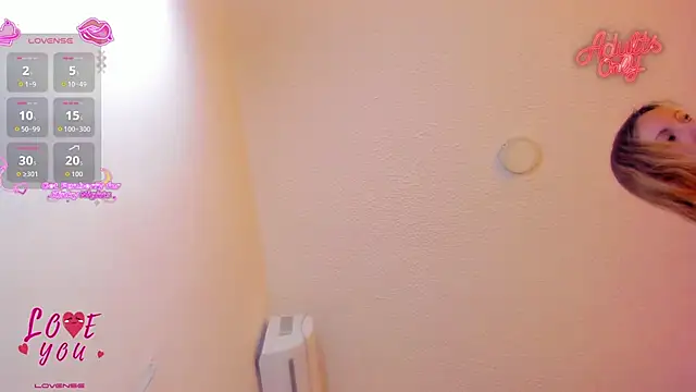 Snapshot of FoxxTattoo chatting on May 2026 09:27:01 PM FoxxTattoo online show from May 2026 09:27:01 PM