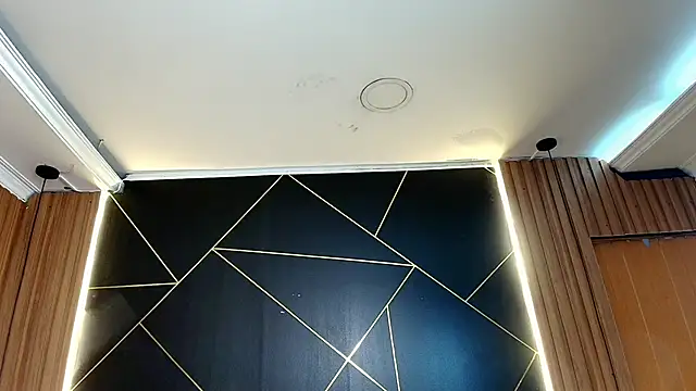 Snapshot of MoriahStorm chatting on February 2026 12:06:02 PM MoriahStorm online show from February 2026 12:06:02 PM