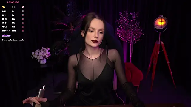 Snapshot of Wild_Alice_me chatting on May 2026 03:17:01 PM Wild Alice me online show from May 2026 03:17:01 PM