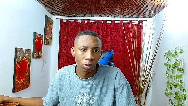 milo018 online show from May 2026 02:46:01 PM