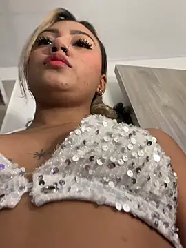 Snapshot of Dulce_Sofi_ chatting on February 2026 07:43:01 PM Dulce Sofi online show from February 2026 07:43:01 PM