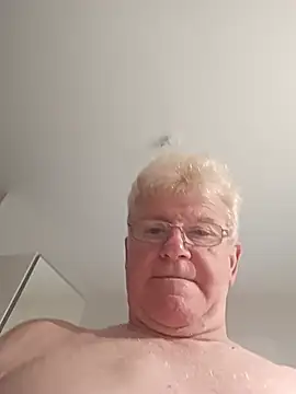 olivbisoumis online show from May 2026 05:03:01 AM
