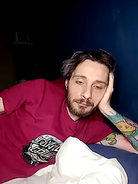 Snapshot of Magikmike94 chatting on February 2026 06:04:01 PM Magikmike94 online show from February 2026 06:04:01 PM