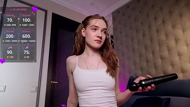 Snapshot of AaronTharrington chatting on March 2026 11:05:02 AM AaronTharrington online show from March 2026 11:05:02 AM