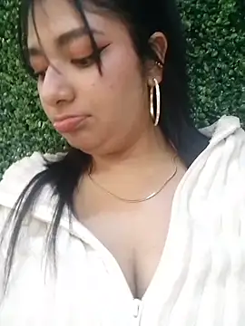 Snapshot of KaileeRoss chatting on March 2026 07:21:02 PM KaileeRoss online show from March 2026 07:21:02 PM