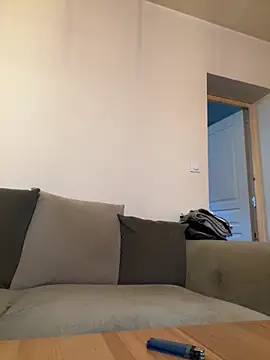 Crevette311 online show from November 2025 08:59:02 AM