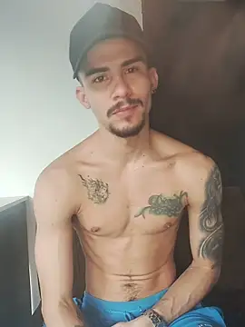 SharonTygaX online show from April 2026 10:10:02 PM