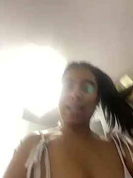 Snapshot of karla-hank chatting on February 2026 11:39:01 AM karla-hank online show from February 2026 11:39:01 AM