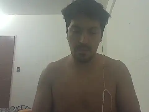 Snapshot of LeCorbu10 chatting on April 2026 06:02:02 AM LeCorbu10 online show from April 2026 06:02:02 AM