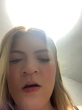 Snapshot of meggan___ chatting on March 2026 09:00:01 AM meggan online show from March 2026 09:00:01 AM