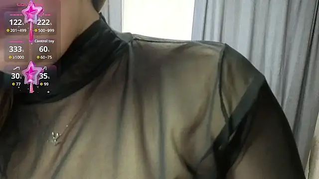 LinaTrixxi online show from March 2026 04:03:02 AM