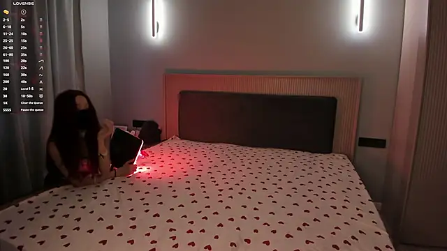 lillakiem online show from March 2026 01:06:02 PM