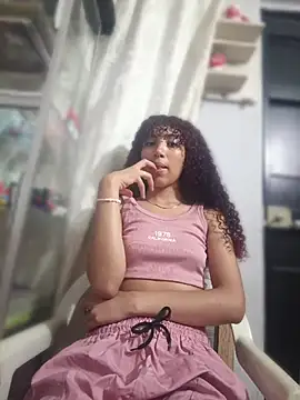 MeMore 44 online show from March 2026 02:37:01 AM