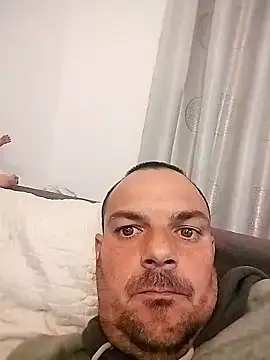 morenitoymorena online show from April 2026 07:33:02 PM