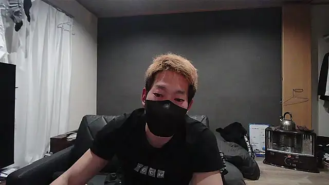 ryuaaaaa online show from March 2026 04:04:01 PM