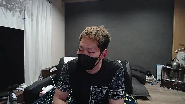 ryuaaaaa online show from April 2026 05:10:01 PM