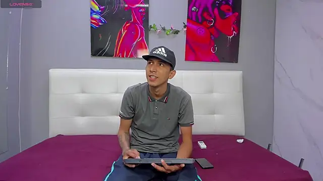 ahsly78Bryan online show from July 2026 07:49:02 PM